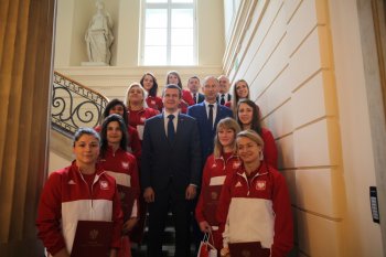 Srebrna drużyna judoczek