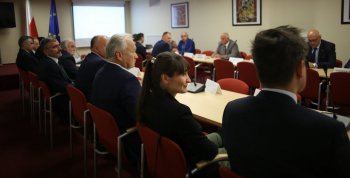 Minister Sportu i Turystyki Witold Bańka wręczył nominacje części spośród kandydatów na członków Społecznej Rady Turystyki