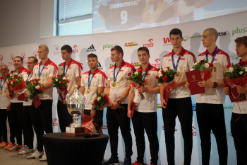 3 lipca 2017 roku w siedzibie PKOl odbyło się uroczyste powitanie młodych Mistrzów. W uroczystości wziął udział minister Witold Bańka, który pogratulował zawodnikom sukcesu.
