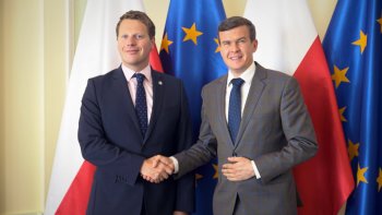 Minister Witold Bańka z Ambasadorem Estonii Martinem Rogerem