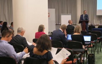 Uczestnicy międzynarodowego seminarium podczas spotkania