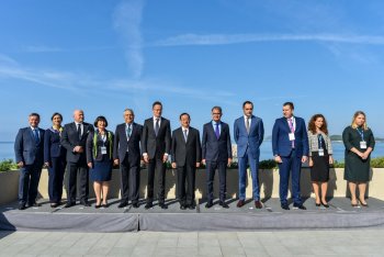 reprezentanci_krajow_na_zdjeciu_grupowym