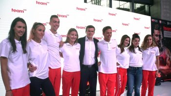 Minister z zawodnikami Team100