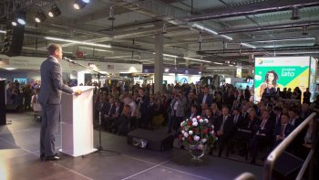 Minister Witold Bańka podczas World Travel Show 2018.