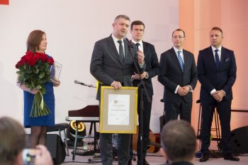 Gala_Certyfikatow_POT_2018_Dyrektor_Muzeum_Powstania_Warszawskiego.jpg