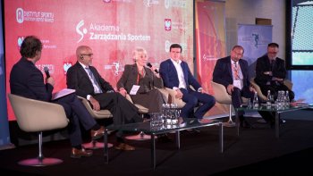 Panel dyskusyjny dotyczący kształcenia kadr na potrzeby sportu.