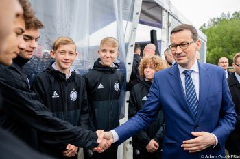 Wydarzenie odbyło się w w Książenicach, gm. Grodzisk Mazowiecki.

Fot. Adam Guz / KPRM