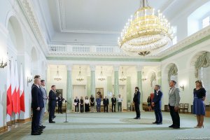 Participants in the Nanga Parbat rescue operation awarded the Knight's Cross of the Polonia Restituta Medal by the President of Poland